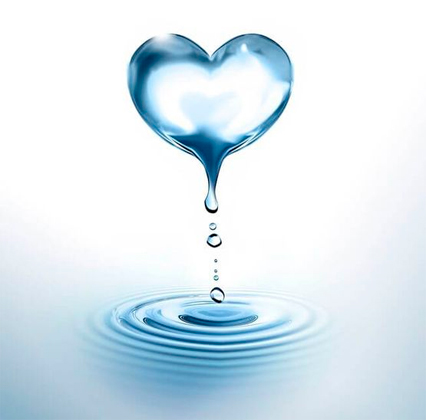 Gota de agua en forma de corazón